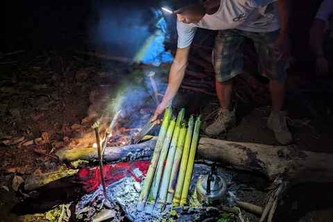 Corso di sopravvivenza nella foresta primaria vicino a Luang Prabang.