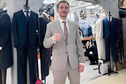 Shanghai: Suit Customizing Service with Private Pickup