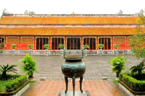 Visita de un día a la ciudad de Hue en grupo privado o reducido con Todo IncluidoTour de la ciudad de Hue en grupo reducido con Todo Incluido