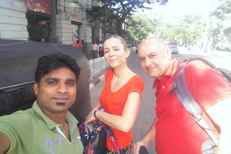 Visita a la ciudad de Kandy en Tuk Tuk por Lanka Safe Tours