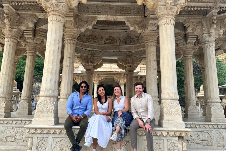 Jaipur: Full-Day Sightseeing Tour by Car with Guide