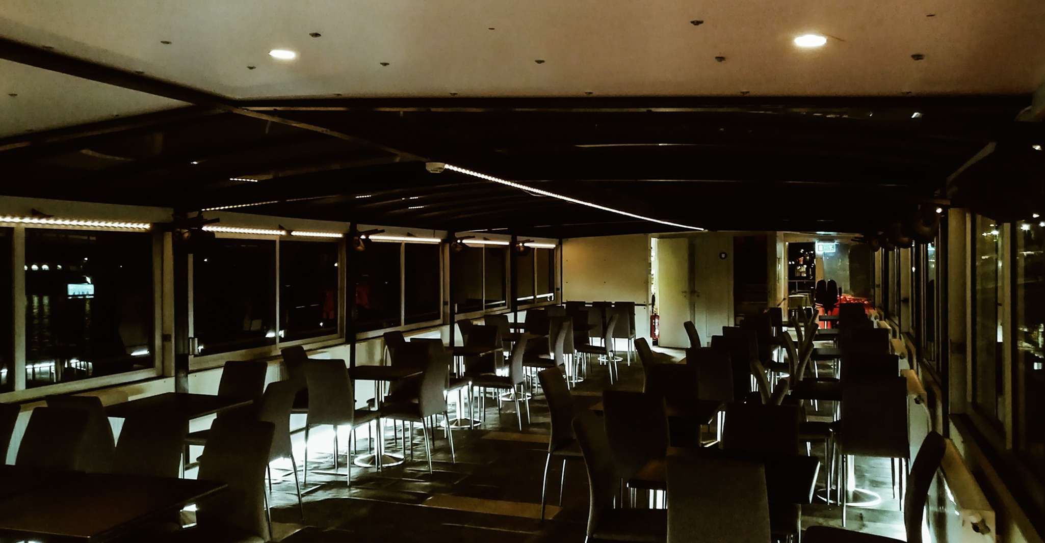 Budapest: City Highlights Sightseeing Cruise photo 12