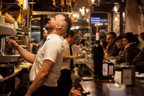 Seville: Food Tour with 10 Tastings of Tapas, Ham, Churros