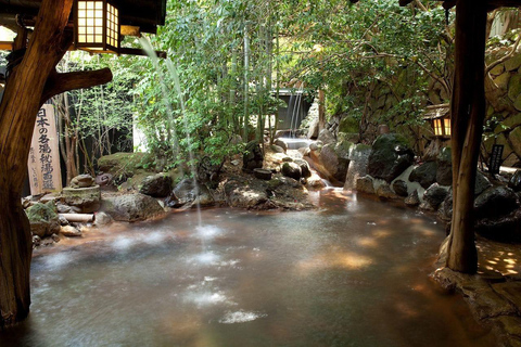 Fukuoka: Excursión panorámica de un día al volcán Aso y al onsen Kurokawa8:00 Salida de la estación LAWSON de Hakata