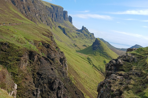 Edinburgh: Hyrning av lyxbil med förare och obegränsad körsträcka