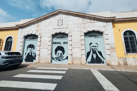 Tuk Tuk: Discover Mindelo on 3 wheels with Cooltuk: Cultural Tour