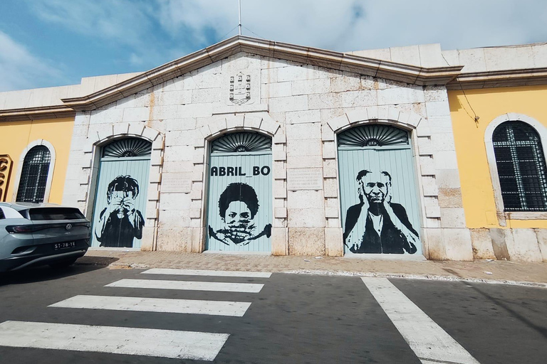 Tuk Tuk: Discover Mindelo on 3 wheels with Cooltuk: Cultural Tour