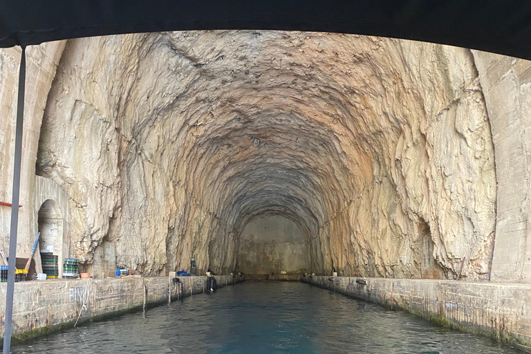 Split: Private Speedboat Charter 3 Islands Half-Day Boat Tour with Blue Lagoon