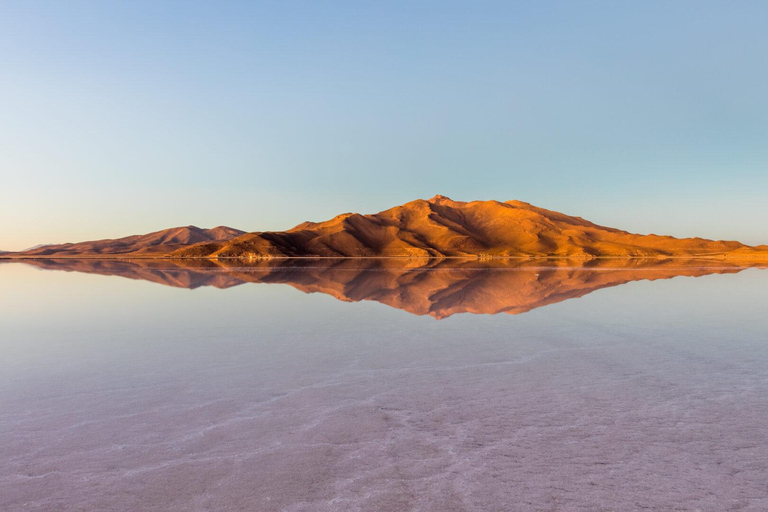 Från Sucre: 2-dagars tur till Uyuni-saltöknen med busstransfer