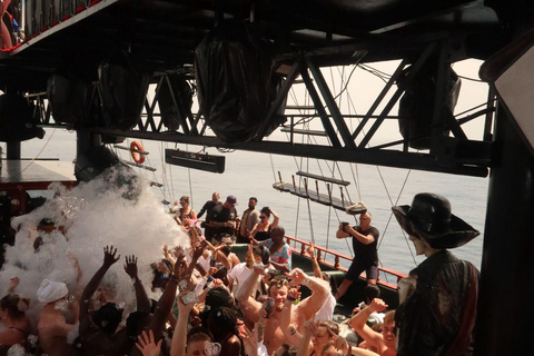 Alanya All-Inclusive Pirate Boat Tour with Foam Party&Sunset Alanya All-Inclusive Sunset Pirate Boat Tour with Transfer