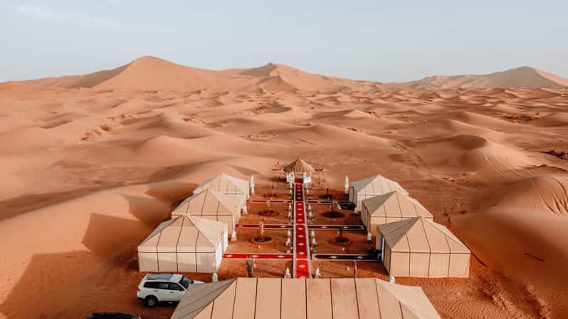 Zagora : 2 jours d'excursion dans le désert du Sahara et les nuits étoilées de Chigaga - dromadaire