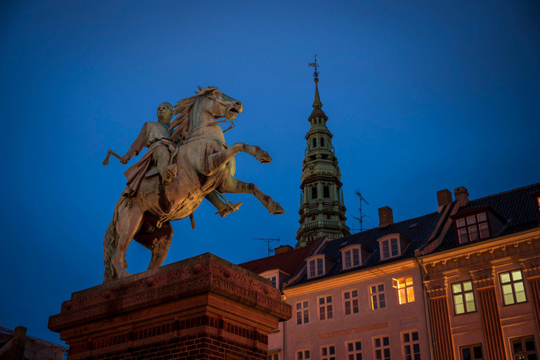 Copenhagen: Photography Masterclass - Private Photo Lesson Copenhagen Photography Masterclass - Night Tour