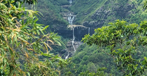 The Seven Waterfalls Hike: Mauritius&#39; Hidden Wonders