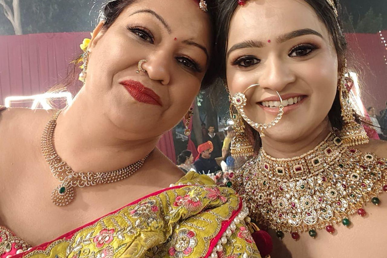 Wedding Wear & Bollywood Glam Shopping Tour (Women-Led Tour) Wedding Wear & Bollywood Glam Shopping Tour (Half-Day Tour)