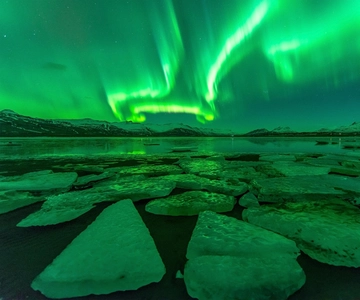 Reykjavík: Caccia all'aurora boreale di 5 giorni e tour della laguna dei ghiacciai