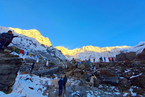 Pokhara: Caminhada guiada de 7 dias pelo acampamento base do AnnapurnaPokhara: pacote completo de caminhada épica de 7 dias no Annapurna Base Camp