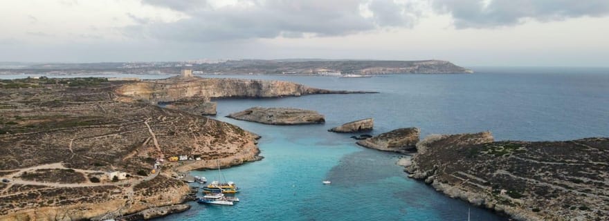 Gozo : Transfert aller-retour en bateau rapide vers le lagon bleu de Comino