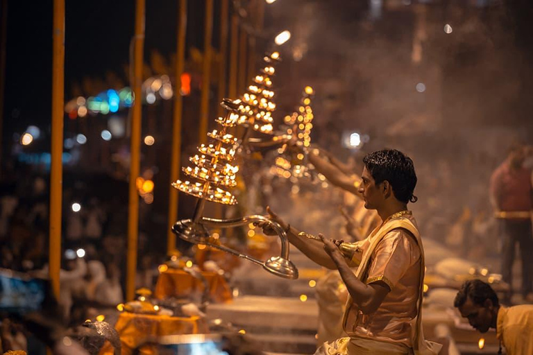 Varanasi: Private Spiritual and Heritage Day Tour with Guide