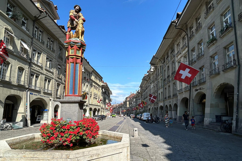 Bern: Must-See 2-Hour Walking Tour with a Local Guide Must-see Bern: 2 hour Guided Walking Tour (SPANISH)