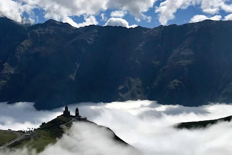 Tbilisi: Premium Kazbegi–Ananuri–Mtskheta Private Tour