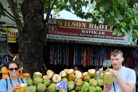 Colombo: Private Tuk Tuk City Tour with Guide 4hour Tour