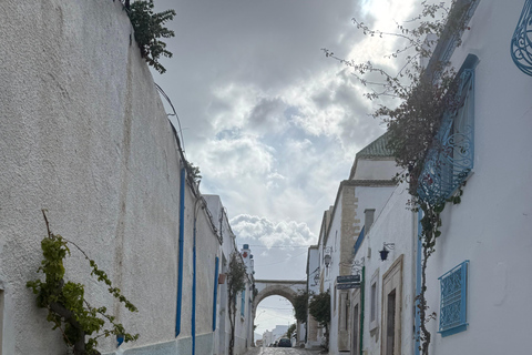 Tunis: Uthina, Zaghouan, and Zriba El Alia Day Trip