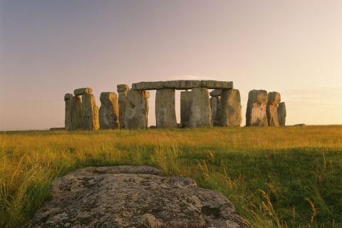 London: Stonehenge, Bath, Lacock & Avebury Kleingruppentour