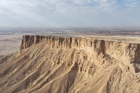 Von Riyadh aus: Abenteuer am Rande der Welt und Darb Al-Manjoor