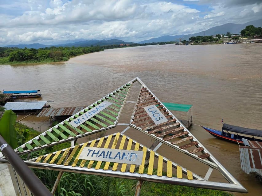 Chiang Rai: Doi Mae Salong, Mae Sai border & Golden triangle