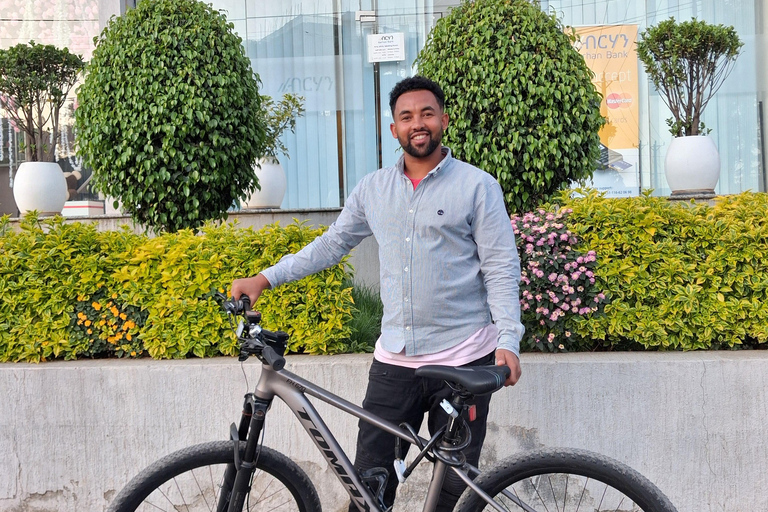 Addis Ababa: Guided City Highlights Bike Tour