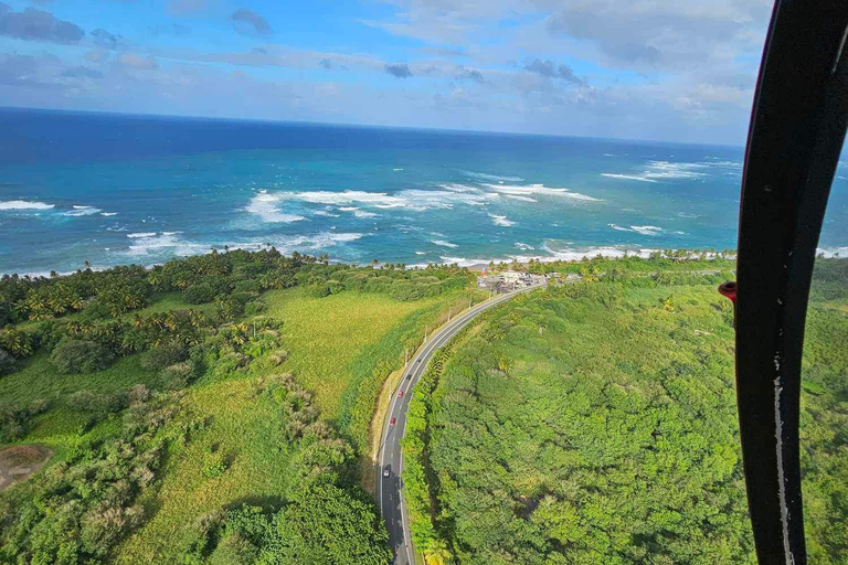 Along The Shore Visite privée en hélicoptère San Juan Puerto RicoPuerto Rico : Visite privée en hélicoptère