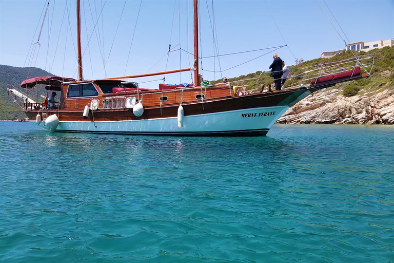 Bodrum: Private Boat Tour with Lunch and Drinks Sunset Tour With Luxury Gulet in Bodrum