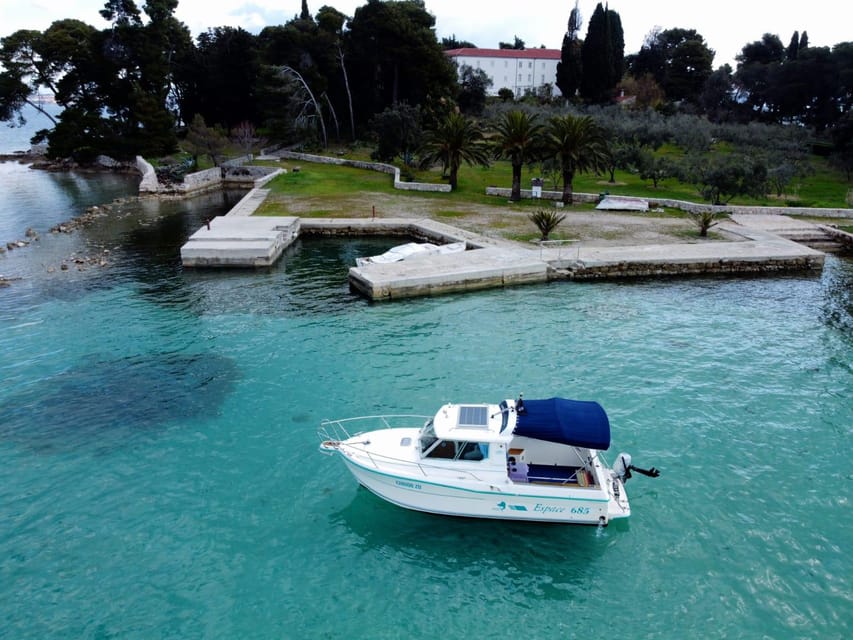 Excursi N De Medio D A En Barco Con Snorkel Getyourguide