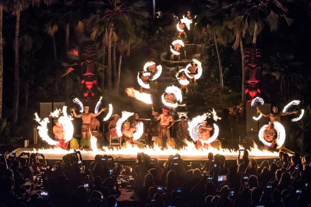 Chief's Luau - Votat nr. 1 - Bilet la spectacolul cu cină inclusă Hawaiian Luau