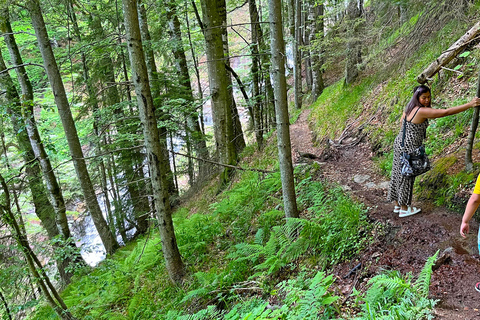 Watervallen Tour vanuit Sarajevo: Wandeling en Bosnische Lunch