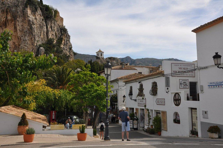 From Alicante/Benidorm: Guadalest Castle Tour with Transfer