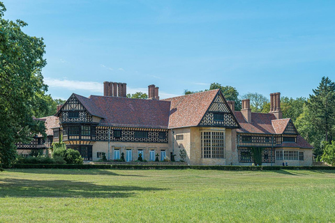 Potsdam: 2-Hour Private Castle Sightseeing Cruise