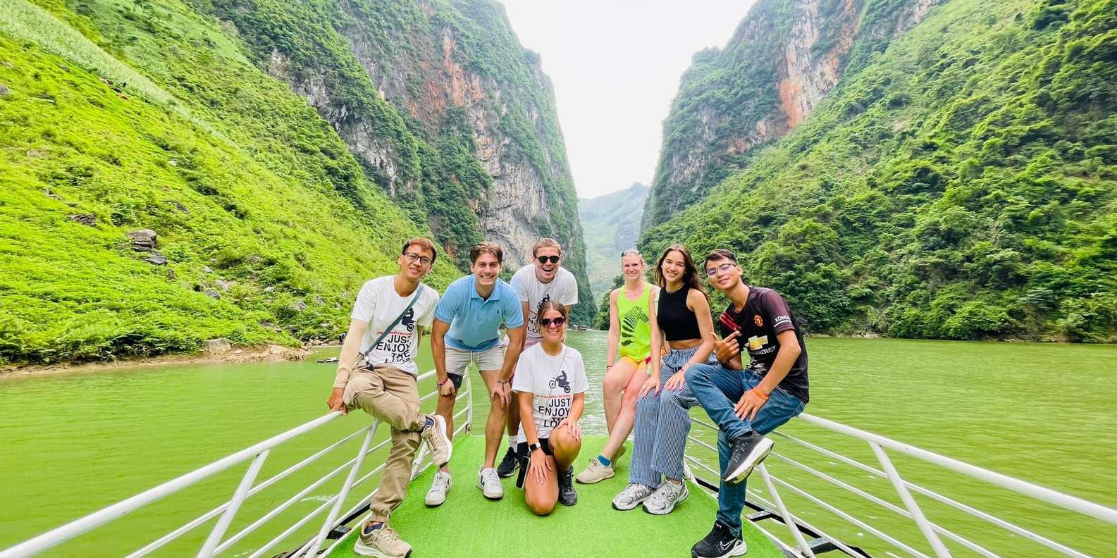 From Hanoi: 4 Day Ha Giang Loop Motorbike Self-ride Tour