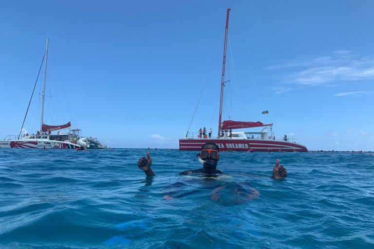 Montego Bay: Sunset Catamaran Cruise & Bioluminescent Lagoon