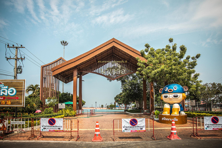 Pattaya Bites Food Tour with 14+ Tastings