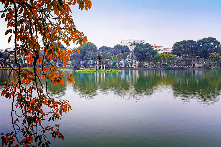 Hanoi: Private Car Service to Sapa, Halong Bay, or Ninh Binh Hanoi to Ninh Binh: Private Car Service (16 seats)