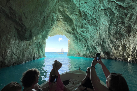 Zante: Tour in motoscafo del Parco Marino di Laganas con nuoto