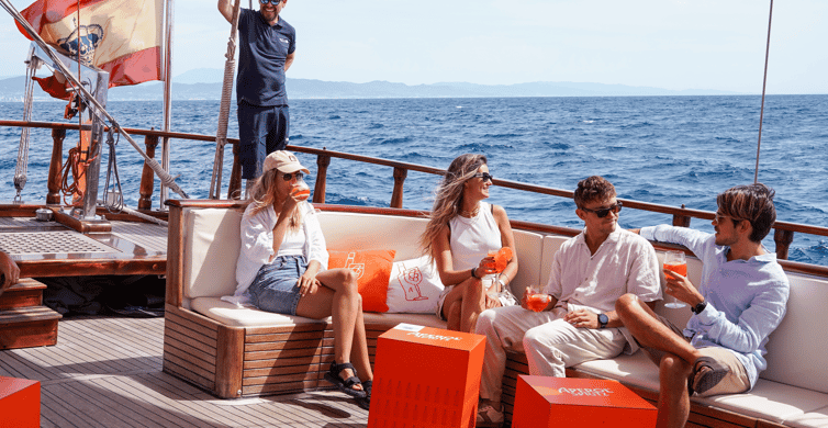 Barcelona: Sunset Sailing Cruise with Live Music photo 5