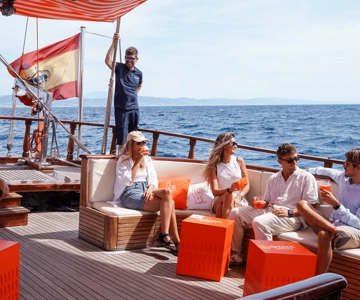 Barcelona Sailing Cruise by Aperol Spritz
