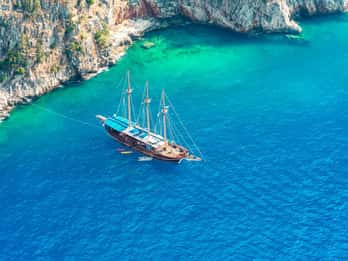 Oludeniz: Butterfly Valley, St. Nicholas Island incl. Lunch