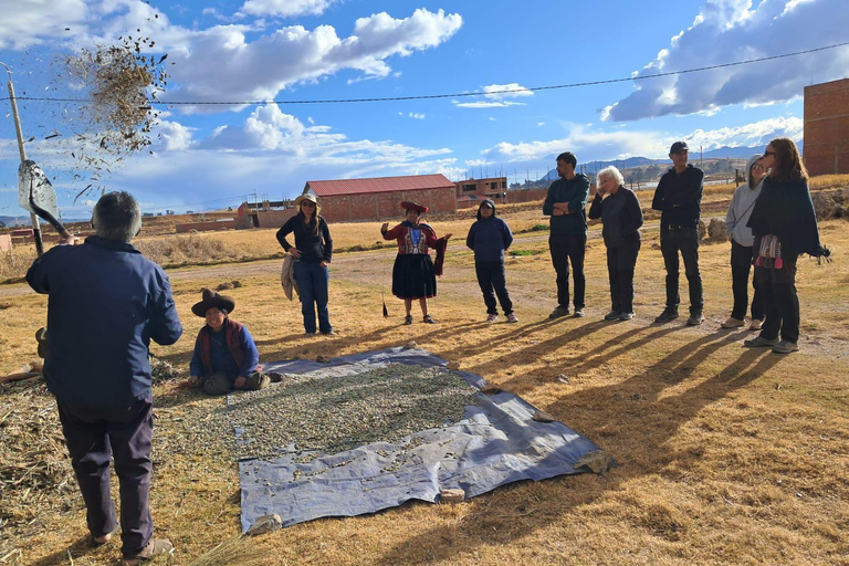 Sacred Valley – Experiential Tourism with Llama Walk and Andean Lunch Sacred Valley – Immersive Tourism with Llama Trek and Andean Lunch
