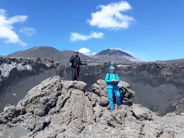 Abenteuer Ätna in großer Höhe: Lava-Wüstenwanderung & Seilbahn