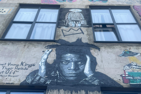 Tbilisi: Street Art and Graffiti Guided Walking Tour In Russian - Small Shared Group Tour