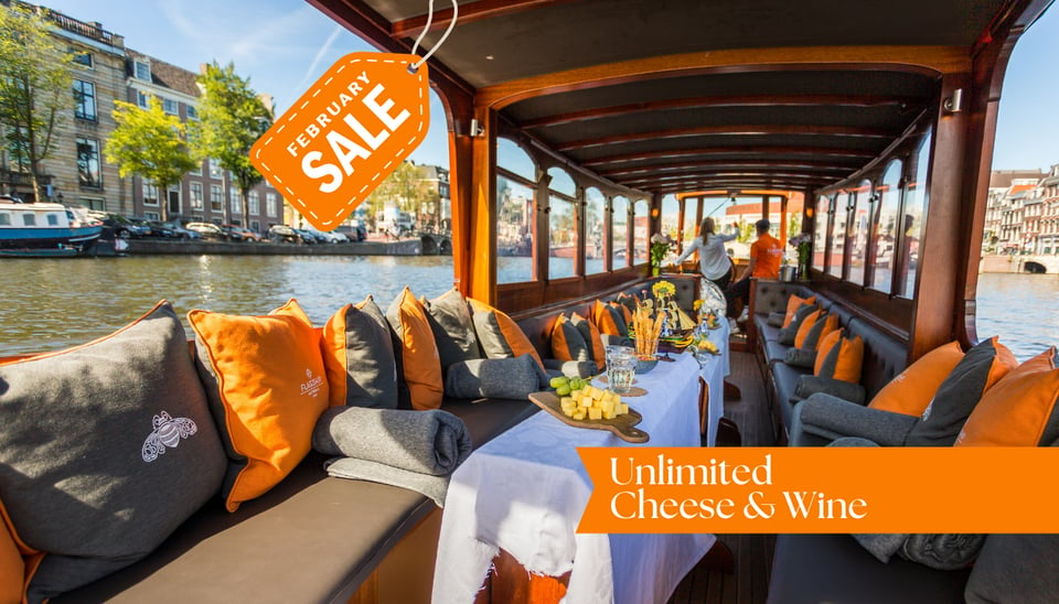 Amsterdam: Canal Cruise with Unlimited Cheese &amp; Wine Option