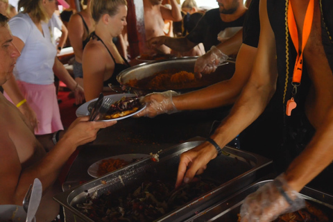 Alanya Pirate Cruise with Swimming Stops & Lunch